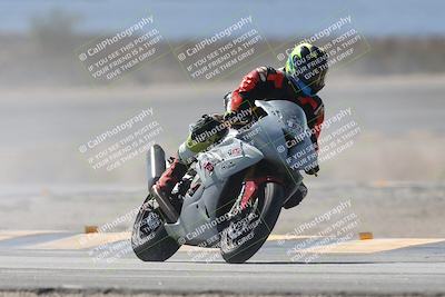 media/Oct-02-2025-Racers Edge (Thu) [[2c91cb6ab3]]/3-B Group/Session 2-Turn 14 (11am)/